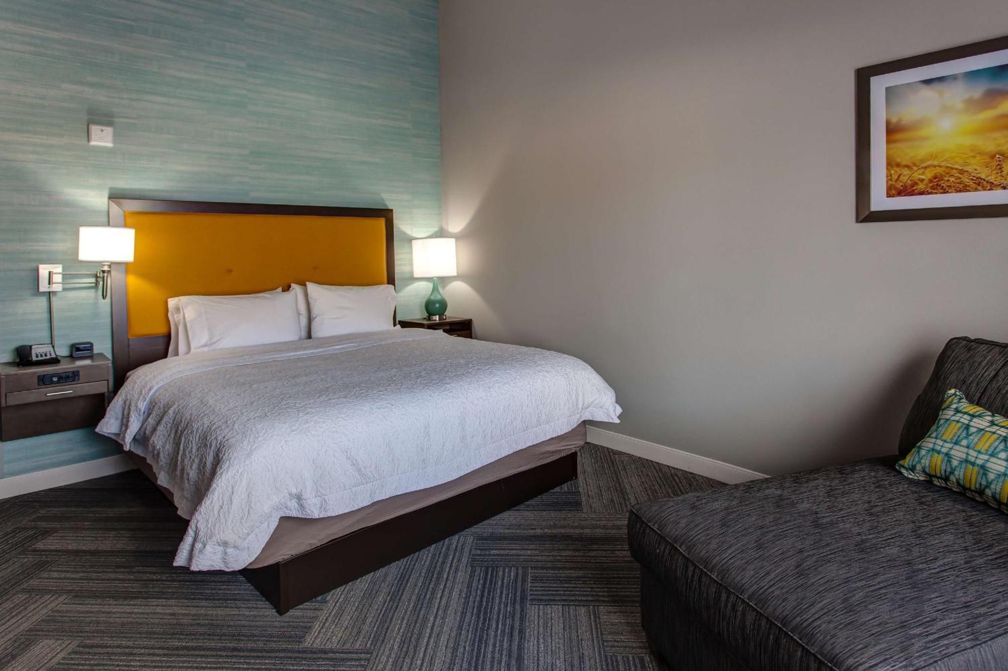 Hampton Inn & Suites-Wichita/Airport, Ks Ngoại thất bức ảnh