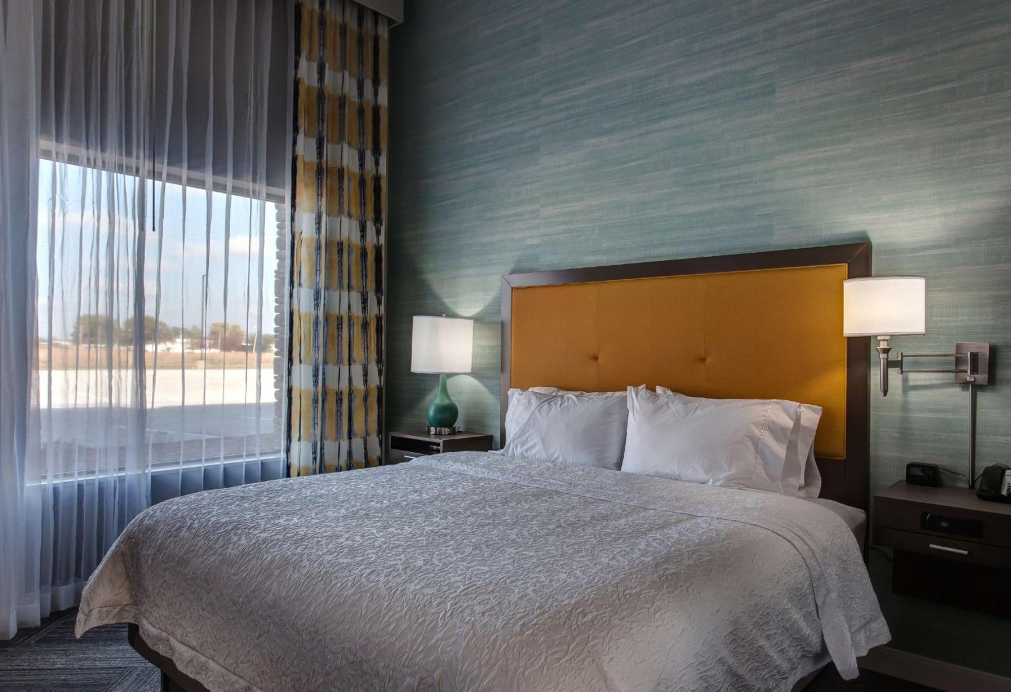 Hampton Inn & Suites-Wichita/Airport, Ks Ngoại thất bức ảnh